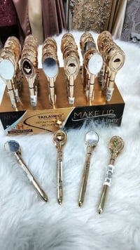 ايلاينر • ضد الماء • سواد فاحم