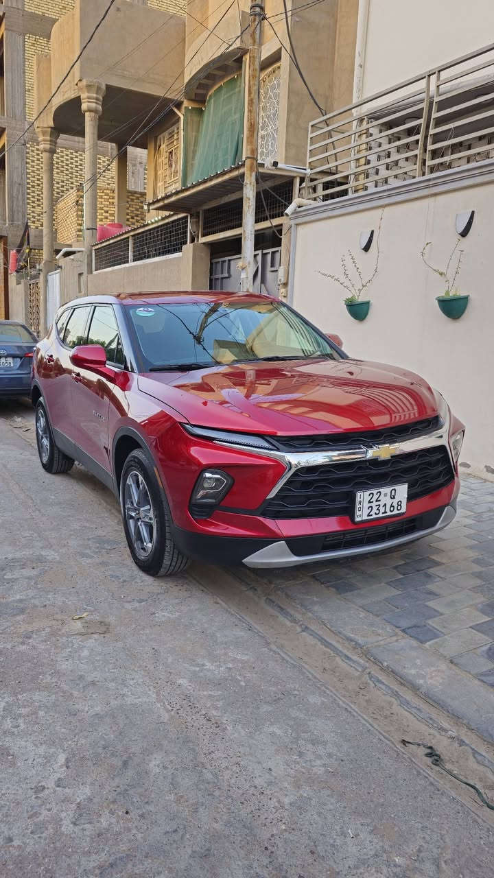 سلام عليكم
لل يدور كلين بدون ايرباك 
و يدور موديل 25 و نظافة و جدادة و سبير منازل و دخول جديد مصارلة اسبوع 
شيفروليه بلايزر  2LT
محرك 2.0 🚀 تييربوو
موديل 2025 
رقم اربيل جديد هزة ورقم تريد وكالة تريد مداور 
كلين مثل مابصورة التقرير 
سعر 218 وبي مجال 
استفسار 
***********
