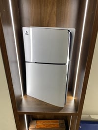 بلي 5 slim  ريجن اوروبي نظيف جدا استخدام قليل كامل ملحقاته السعر 770 ا...