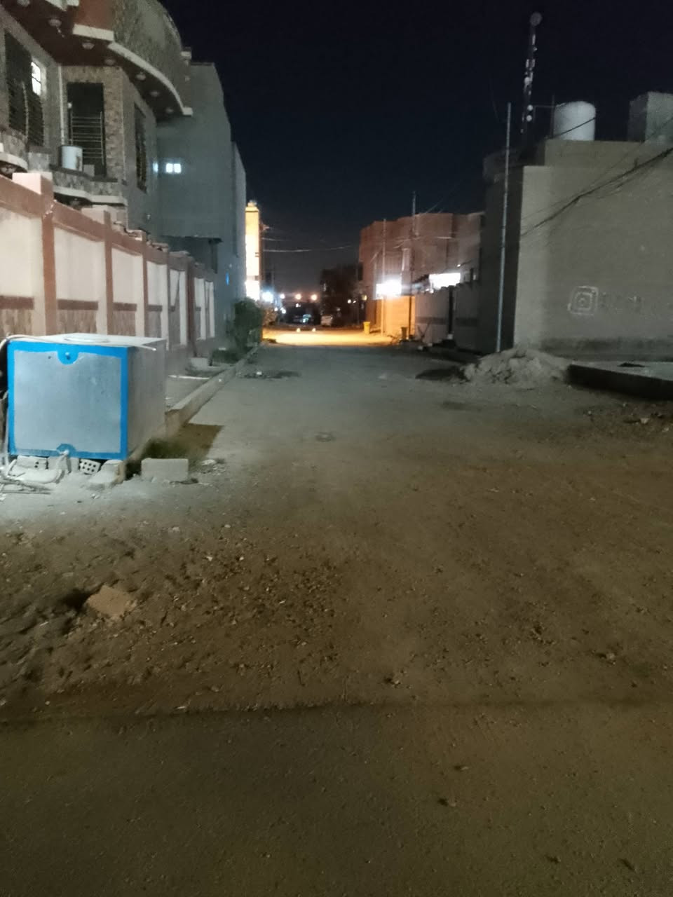 السلام عليكم ورحمه الله وبركاته 
قطعه ارض مساحه 130 الوجه سته ونص  ونزال عشرين 
شارع 10 مربع مولود الزوبعي القطعه تحويل ثاني يوم الاستفسار ***********
