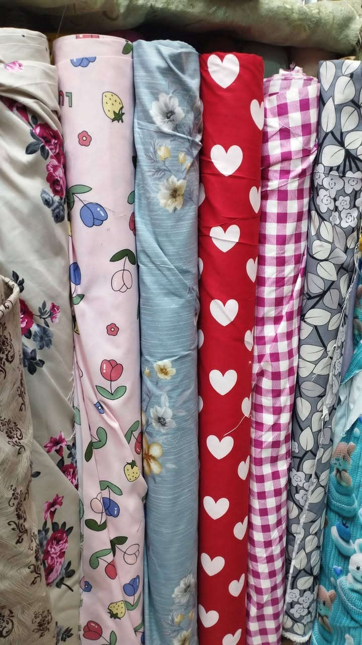 قماش همايون امراتي
فرشات وجوه منادر وجوه مخاد والمتر الفين 
 
 

الحجز والستفسار 
 ***********
