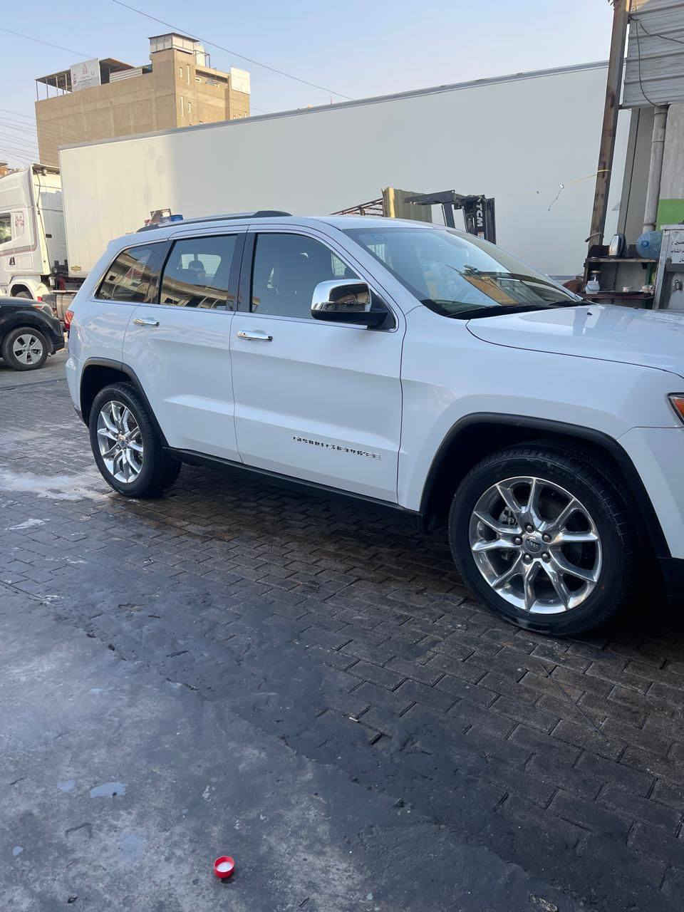 ياالله جيب لاريدوا ٢٠١٥ وارد أمريكي رقم بغداد دولي انكليزي جديد باسمي هزة جديدة كير محرك ٦ سلندر لوك شرط الضمان تبريد صدر منظومة كاملة زنون شرط الضمان داخله جديد حادث سرقة ٥ قطع وراجع مشدود نفسه بدون اي داخل سليمة السعر ٢٤٥ وبيه مجال للاستفسار *********** العنوان بغداد بيع فقط
