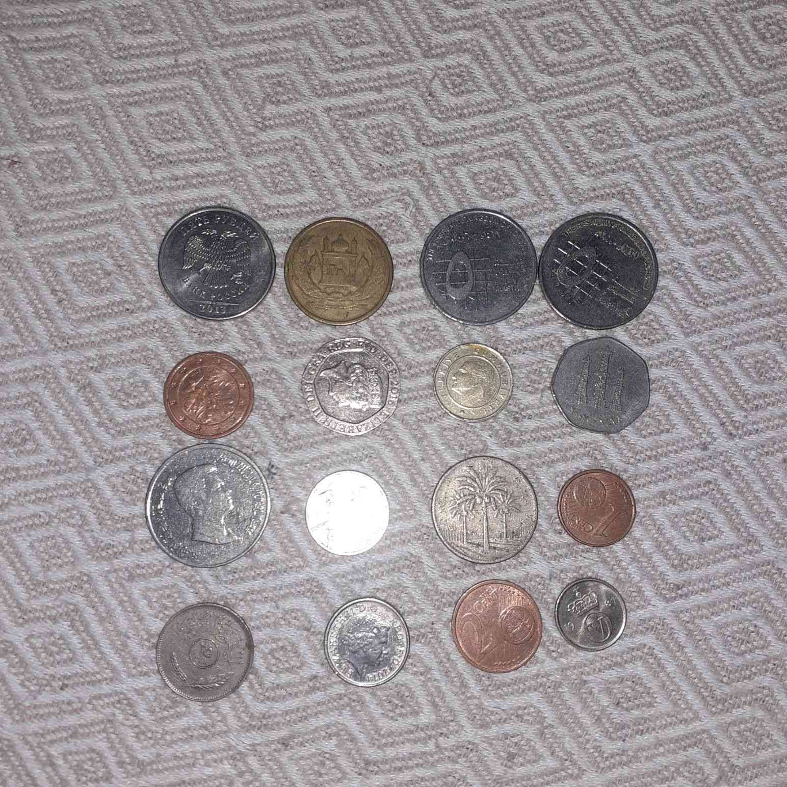 السلام عليكم 
عملات قديمه متنوعه ومختلفه جيك حسب الصور الموجوده 
العدد ٦٤ قطعه 
و٣ قطع ٥ الاف سويسري
السعر واصل ٦٠ ااف


**إذا كنت صاحب هذا الإعلان وتريد حذفه لأي سبب، رجاءا أرسل رسالة إلى الدعم الفني**