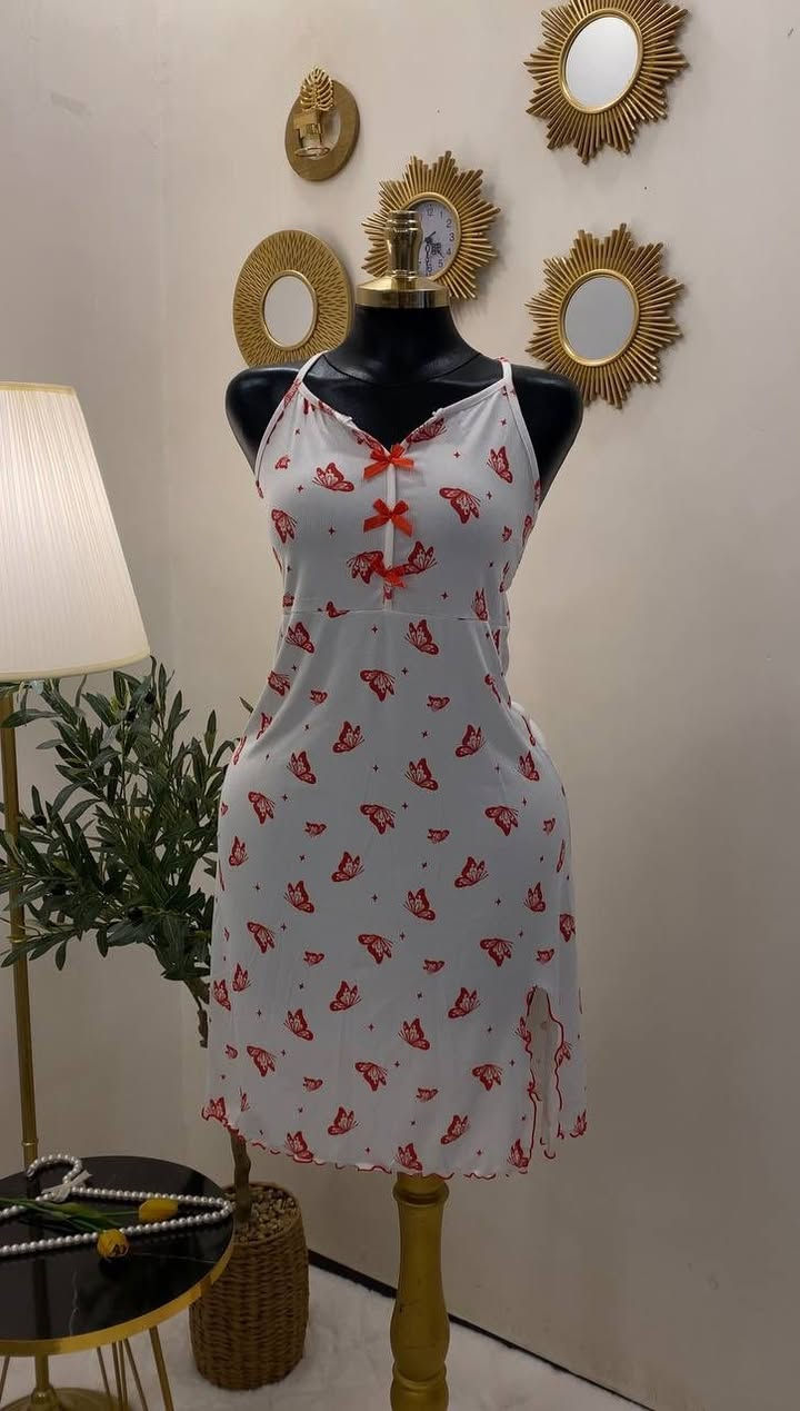 💖 لانجري خامة ريب قطني مطاط
مريح وناعم على الجسم 👌

📏 القياسات:
S / M / L / XL

🎨 الدرزن:
موديل واحد – تشكيلة 3 ألوان

الاستفسار دايركت


**إذا كنت صاحب هذا الإعلان وتريد حذفه لأي سبب، رجاءا أرسل رسالة إلى الدعم الفني**
