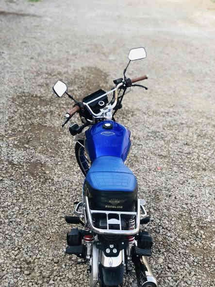 سلام عليكم دراجه للبيع نوع سيفان محراك 200 2025 الدراجه نضافه فوللل ***********
