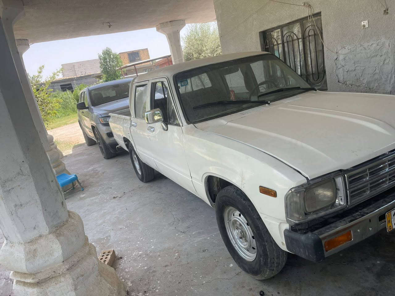 السلام عليكم بيكم للبيع موديل 83 سعر 45 وبيهااا مجال رقم بغداد تحويل ثاني يوم   
*********** رقم الهاتف متواجد واتساب
