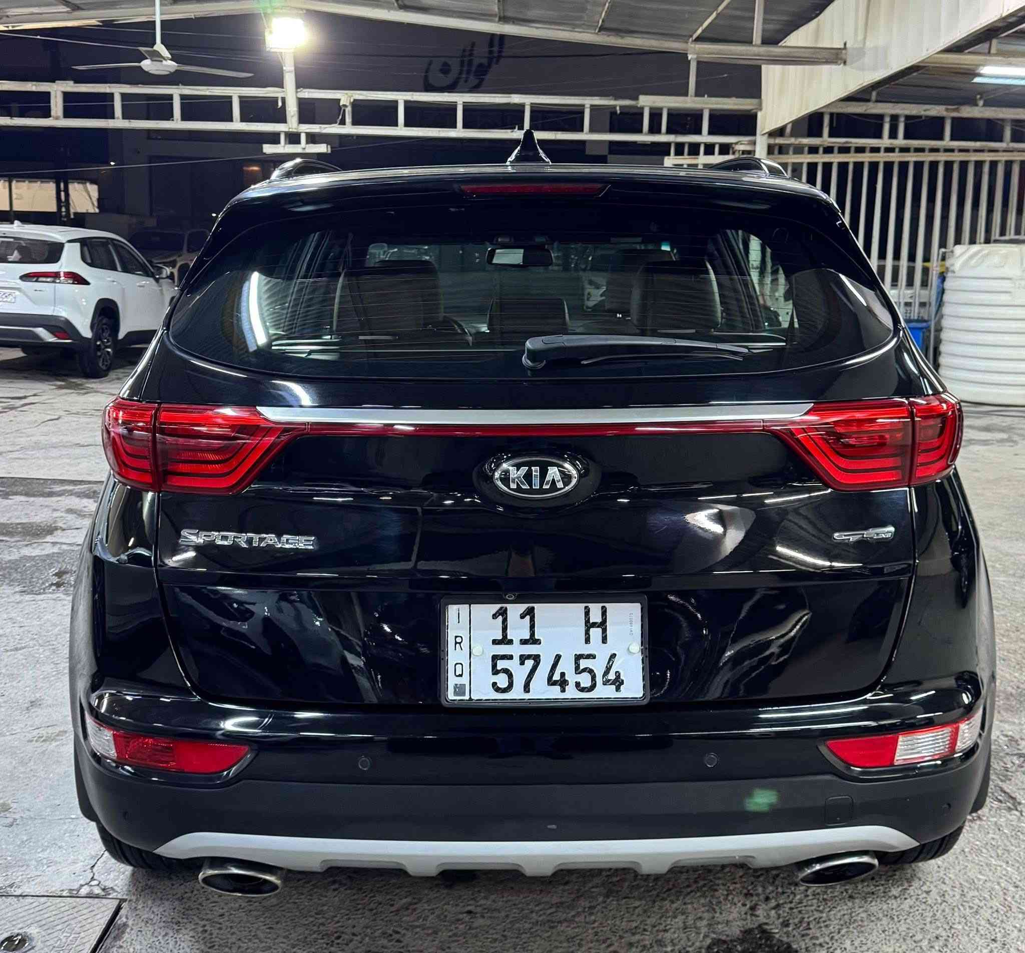 للبيع
كيا سبوتج
خليجي 
مكينه 2400 
ماشيه : 66000 KM
2018
بيها صبغ بونيد ودعاميه 
سياره كلش جديده وجاهزه 
المواصفات جي تي لاين
فوول الفول اعلى فئه :.
فوريل 
بنوراما
كشنات جلد
كشنات تبريد وتدفئه
تدفئة ستيرن
صندوق كهرباء

العنوان : بغداد 
للأستفسار : ***********
