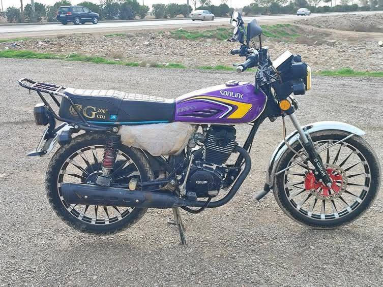 السلام عليكم اخوان دراجه موديل 2025 دراجه مكفوله من كلشي اتصال عل الرقم *********** مكان الدراجة ديالى  بعقوبه الحديد
