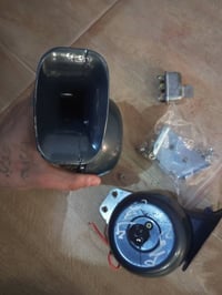 عندي هورنات يوكن للبيع بس الغلاف صيني أما الباقي تحوير اذا ما عجبك صوت...