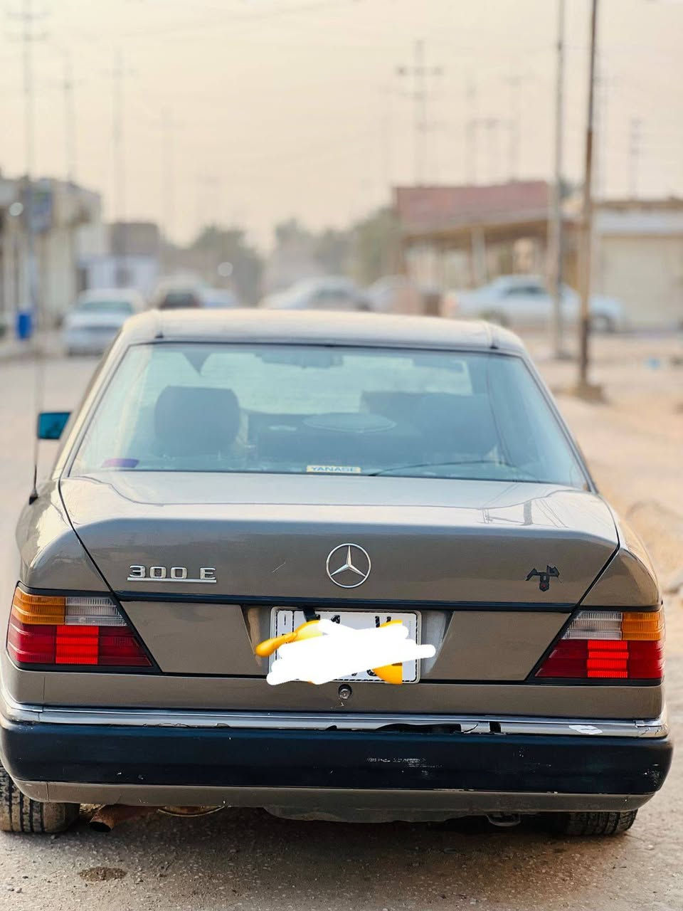 سلام عليكم اخوان عندي مارسدس  موديل 1988  رقم بغداد بسمي تحويل *********** 
مكان ناصرية
