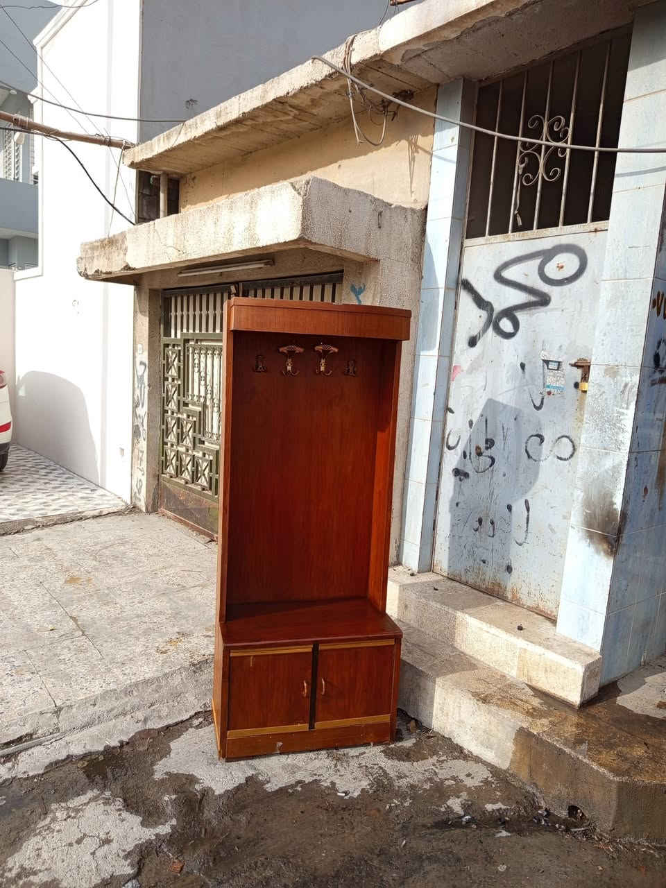 غرفه بدون قنصور نظيفه حيل شغل ثقيل حيل
سعرها ١٢٥ الف
رفاعي يم طرشي الشفاء ***********
