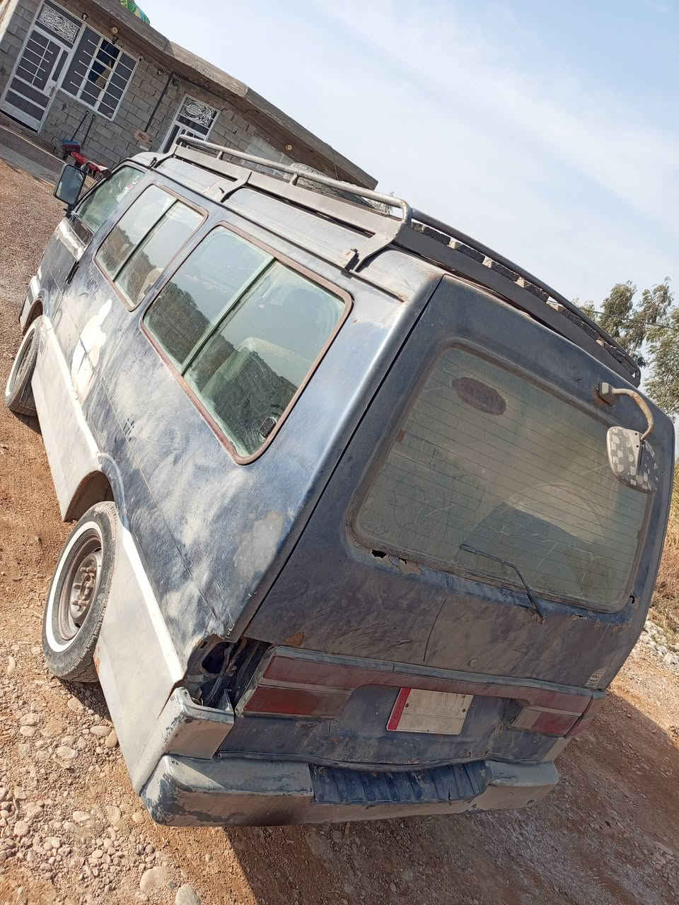 سلام عليكم كيابستا موديل ٩٤محرك خيط بخار سنويه شهر ٨ سعر ٢٠ بيه مجال ***********
