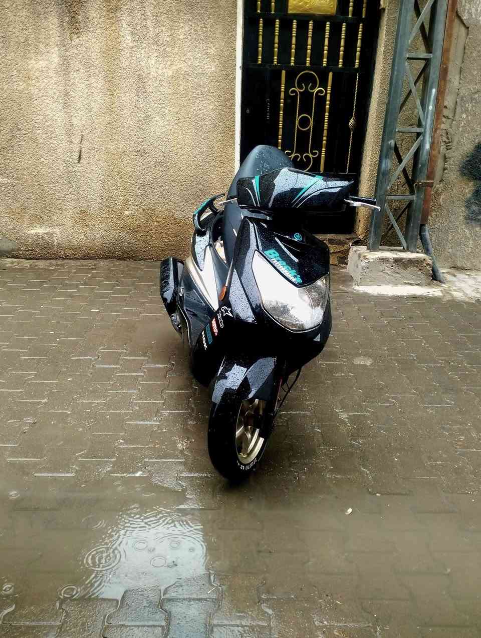 السلام عليكم للبيع 

 سكنس فحل كولد طلاعات 

مكينه بلاديه كفاله وكفرات ختم واحد وي المكينه  

كفراتهة موشمه وشادلهة يدات رياضي وسبايدر رياضي ومري شبح 

تايرات جدد نضافه الكفرات 85/100

كهربائيات كلهة شغاله 

السعر خاص 

مكاني بغداد مدينه الصدر 
***********
