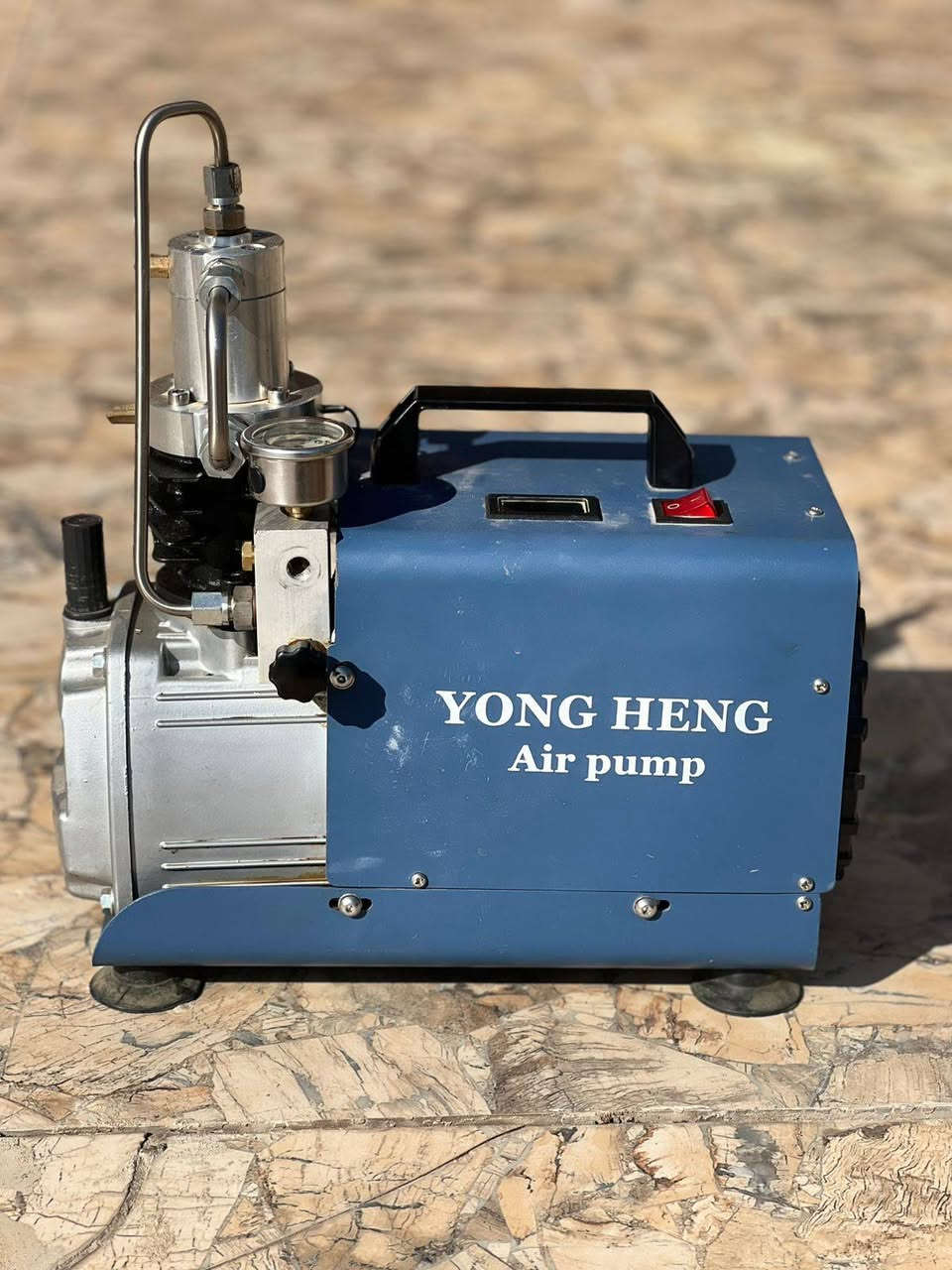 كمبريسر أصلي ملف نحاس مستعمل السعر ١٩٥٠٠٠ قفل
اليريده يتصل ***********
