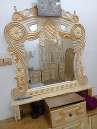 للبيع غرفة استخدام قليل  الجديدة ام 6.. ب 750وبيها مجال وبوفية وميز تل...