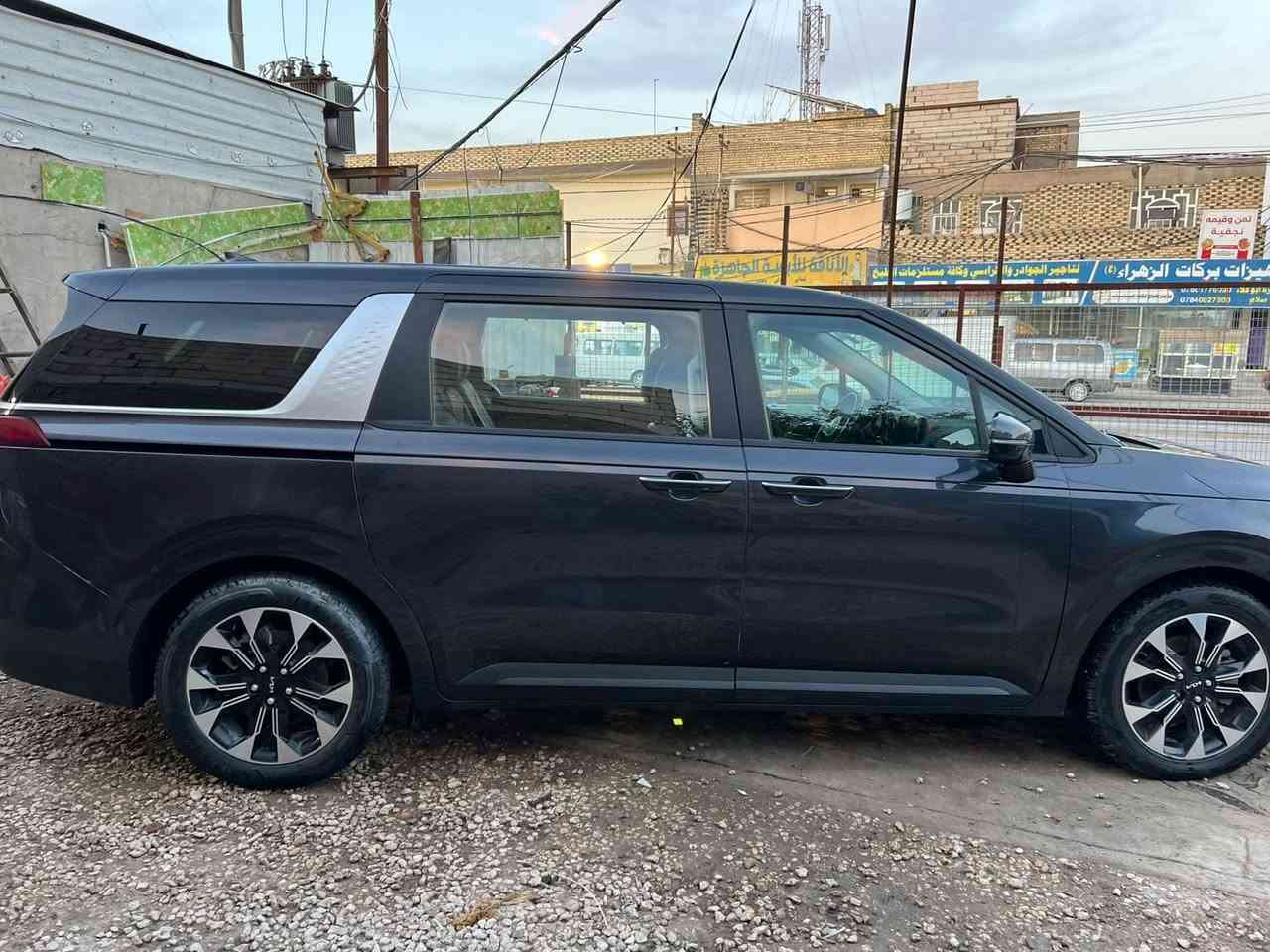 سلام عليكم كيه كرنفال موديل 2024 فول مواصفات ماعده فتحه وارد امريكي حادث قطعتين فقط 3 قطع تبريد سياره جاهزه الاستفسار اكثر عله هاذه رقم *********** مكان نجف الاشرف سعر 220
