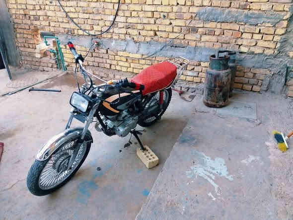 سلام عليكم دراجه ايراني 4 كير تايكر دراجه كوم حديد نقصه عقل و جوزه *********** س 150
