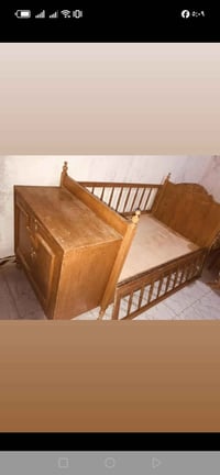 سرير طفل • صاج • قضاء عنه