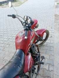 07803206795 اخوان دراجه نوع دايون اوباما لون احمر  موديل 2017 كامله وم...