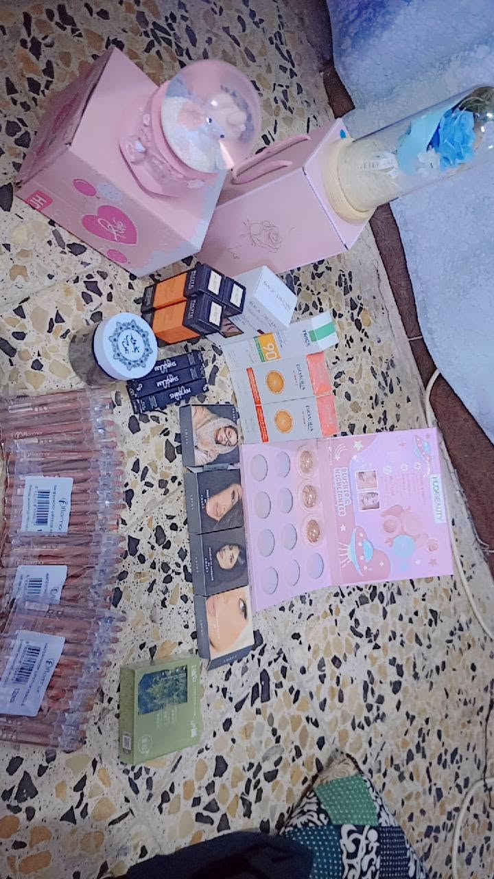تصفيه كوزمتك كوله اصلي عدسات مكياجات تحفيات اريدهن كلهن ب70 وبيهم مجال


**إذا كنت صاحب هذا الإعلان وتريد حذفه لأي سبب، رجاءا أرسل رسالة إلى الدعم الفني**