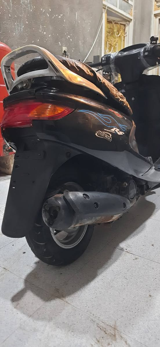 السلام عليكم
دراجه فراشه حلوه ونظيفة
مكاني بصرة ابو الخصيب
السعر(400)
هاتف(***********)
