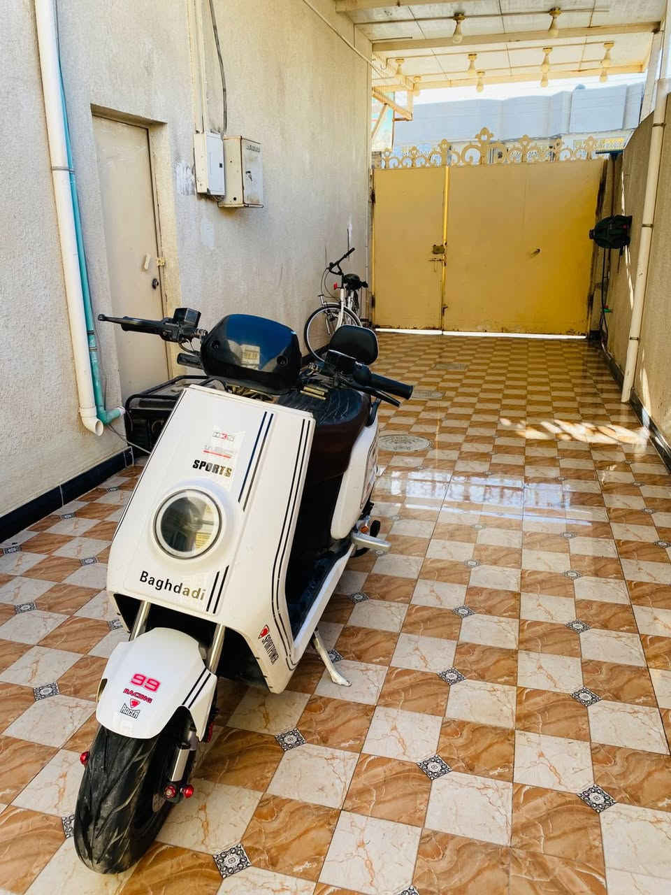 السلام عليكم عندي دراجه البيع أسم دراجه كاسة جديده عندي وصل  سعرها مليون ٦٠٠وبيه مجال
***********
