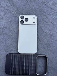 ايفون ١٧ برو ماكس • ٢٥٦ • سلفر