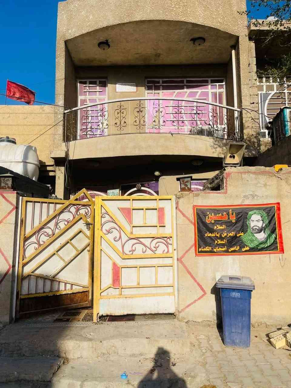 سلام عليكم بيت ١٠٠ م طابقين للبيع اني صاحب البيت ب اسمي بيت نضيف
العنون الحسينيه الراشديه مسقط

اتصال وبيك خير ودلل 
***********
