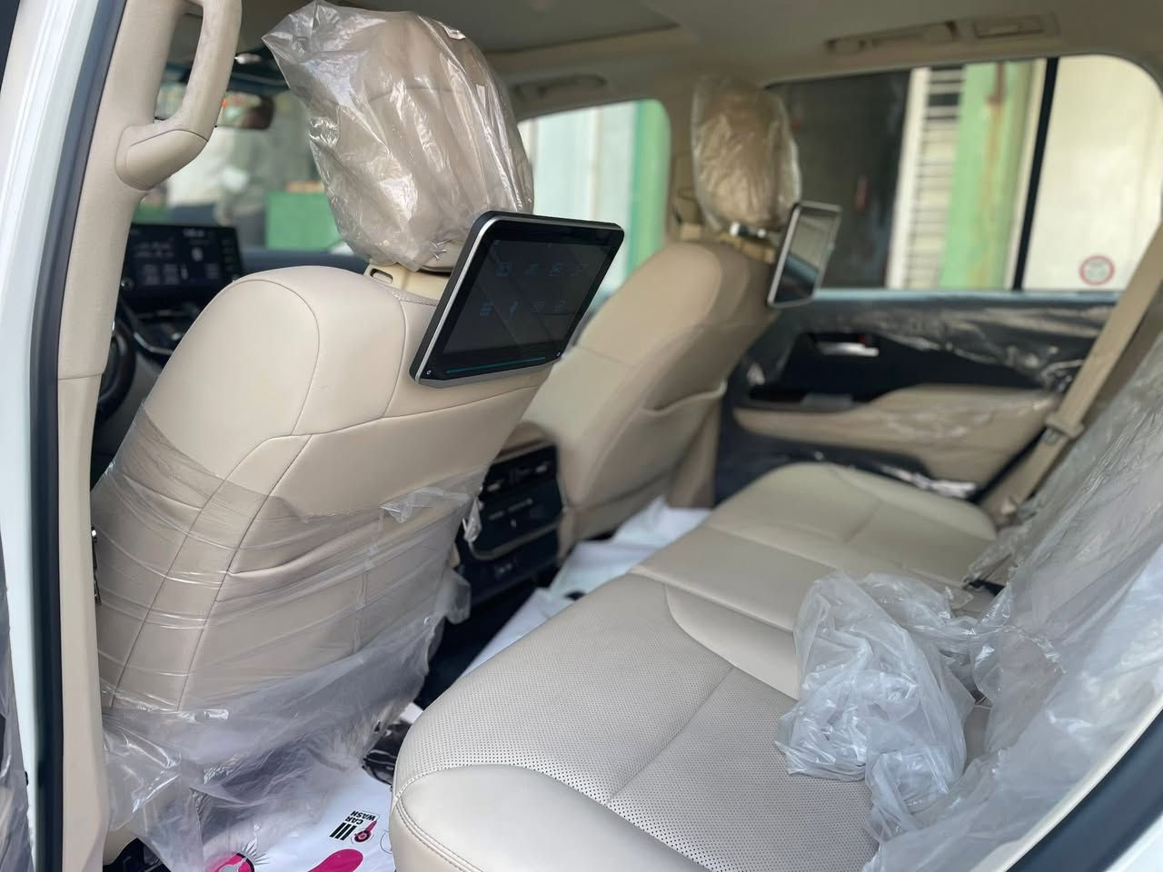 للبيع لاندكروز GXRلمتد ضمان شركة ساز موديل 2024
رقم بغداد باسمي ماشيه 19000 
مكفوله كفاله عامه
مكان السيارة بغداد 
السعر : 74500$

***********
