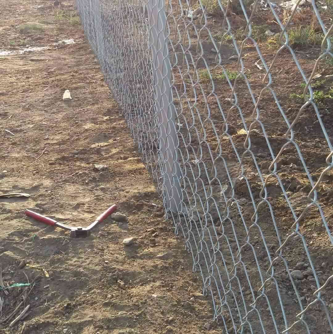 ✨🌟 إعلان متميز من شركة الفرات 🌟✨
🌆 نقدم لكم اسيجة بي ار سي BRC بكل أنواعها، تحت إشراف فريق هندسي متخصص وذو خبرة. 🔧
🌳 نتميز أيضًا في تسييج الحدائق، البساتين والأراضي الزراعية، لجعلها ملاذًا خضراء يشعّ بها الجمال. 🍃
🍀 هل ترغبون في الأسوار العشبية؟ نحن هنا لتقديم الأفضل! 🌱
🎉 بأسعار تنافسية ومغرية، نسعى دومًا لتقديم الأفضل. 💰
🚚 خدمتنا تغطي جميع محافظات العراق، فلا تترددوا في الاعتماد علينا. 
📞 للحجز أو الاستعلام، يمكنكم التواصل معنا عبر الأرقام التالية أو مراسلة الصفحة:
*********** (واتساب)
*********** (واتساب)
نتشرف بخدمتكم دومًا! 🌠
