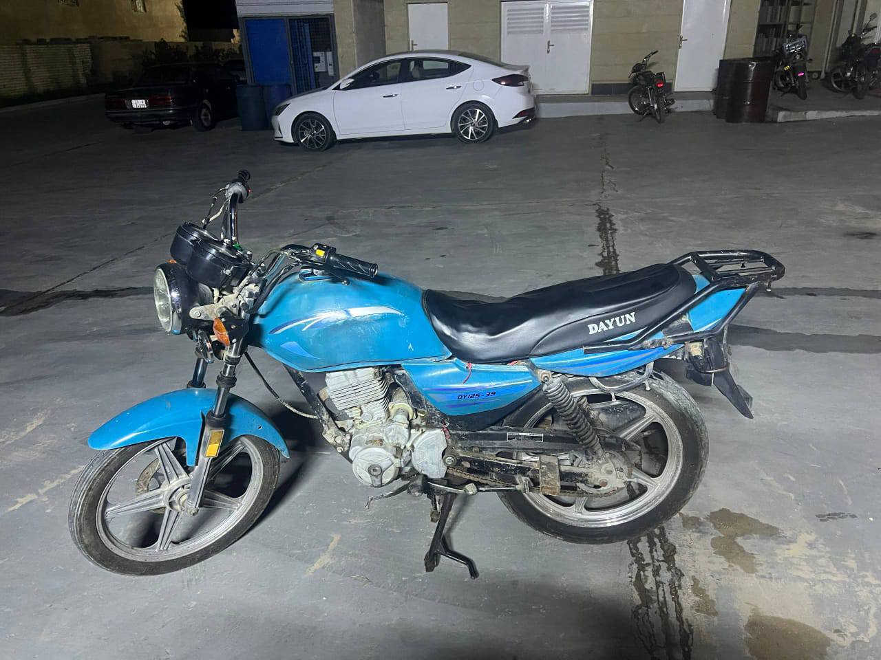 دايون للبيع بدون اوراق مكفوله من السرقه نكره سلف نضيفه دراجه متصرف عليها مكاني كربلاء شارع ميثم التمار الرقم ***********
