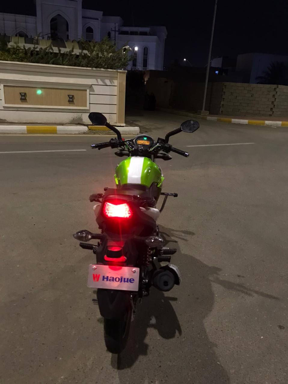 السلام عليكم شباب هاوجي موديل 23 الدراجه بعدها باللون الزير صار له شهره من مشدوده دراجه مقمرقه وكامله باسم محمد مزهر السعر 16 ونص بمجال بسيط والمو شرا ي يعبر المنشور ولا يتعبني ولا اتعبه ولا احد يكسر بحلال الناس رقم هاتف 📞 ***********
