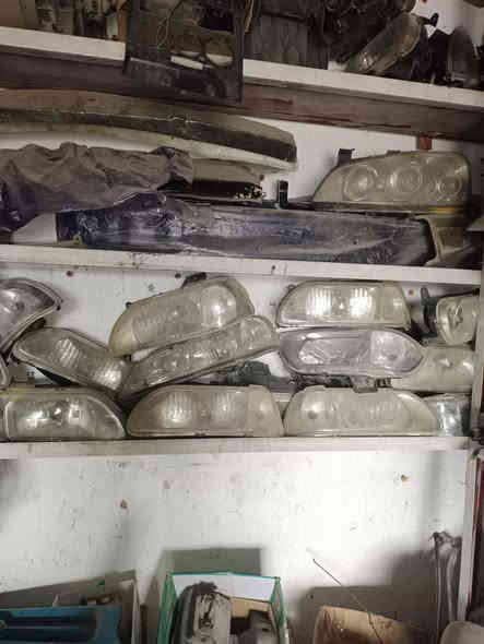 السلام عليكم ورحمه الله وبركاته 
تفصيخ راسم أبو محمد إيشي تحتاج موجود 
العنوان بغداد أبو غريب الزيتون 
ونشتري سيارات تصقيط اجره وخصوصي 
***********
