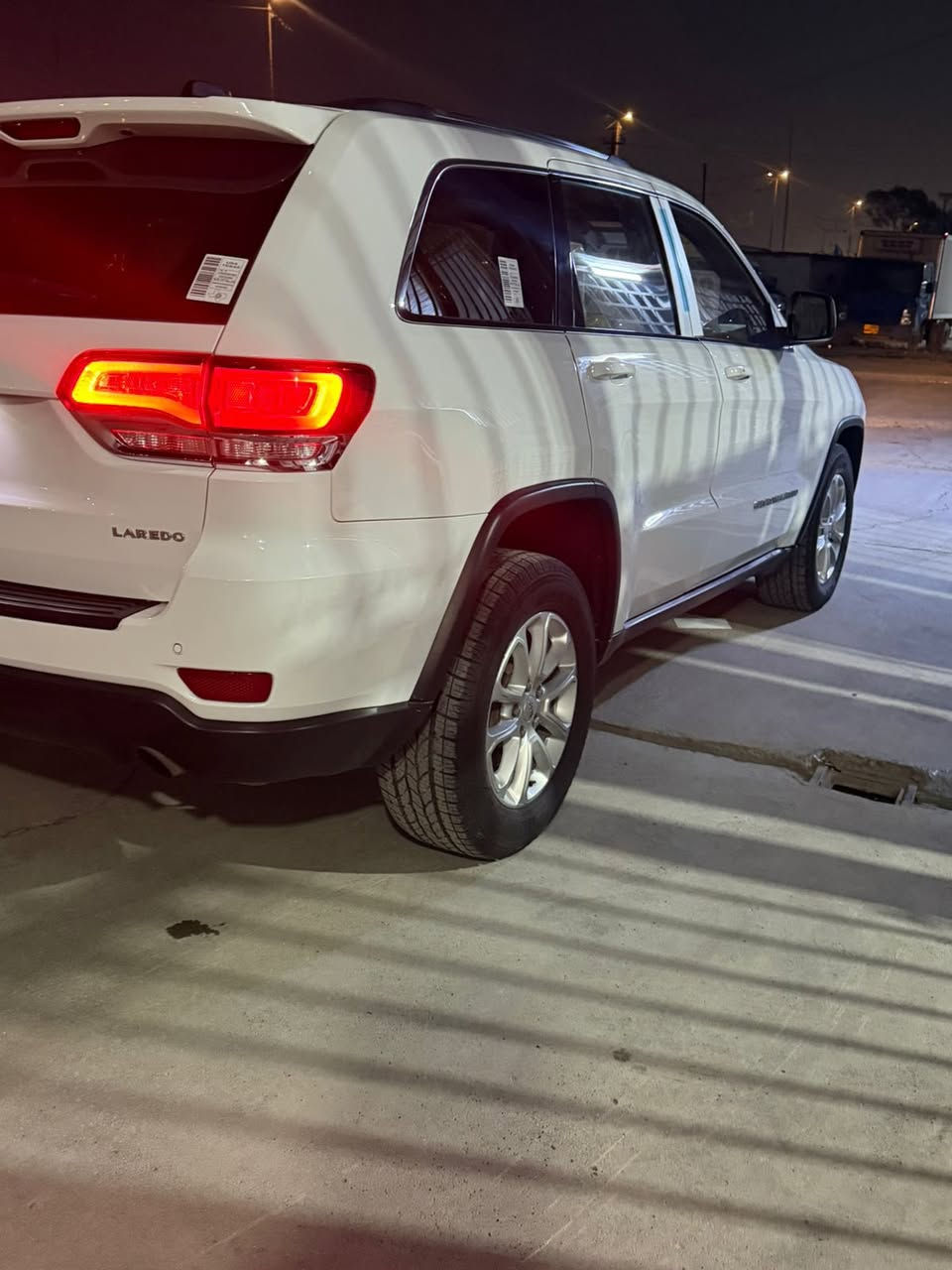 سلام عليكم سياره Jeep لاريدو 2021 امريكي🇺🇸سياره كفاله عامه للاستفسار ***********
