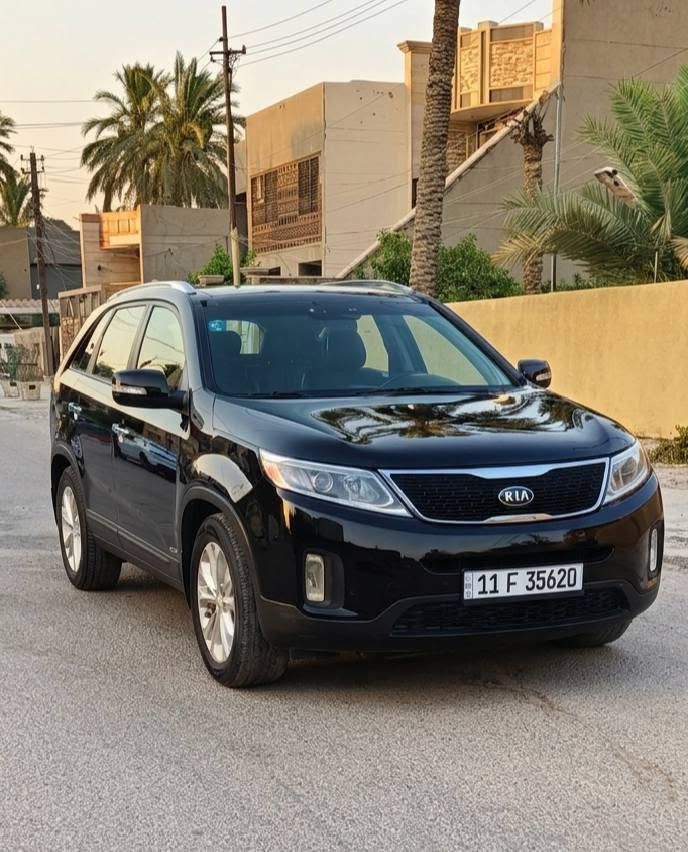 السلام عليكم
كيا سورنتو فول 1/1 اعله فئه وارد امريكي موديل 14 رقم بغداد الانكليزي بسمي حادث بنيد فقط بدو دواخل  مواصفات السياره
بصمه ابواب وتشغيل 
سبعه راكب
بانوراما
سته سلندر
كشنات تدفئه تبريد +فول كهرباء 
رادار جانبي  نقطه عمياء
مودات قياده
مري شفط
فور ويل 4×4
وبعد بيهه مواصفات هواي السعر (146) مكان السياره بغداد المشتل لستفسار الاتصال 
‏‪***********‬‏
