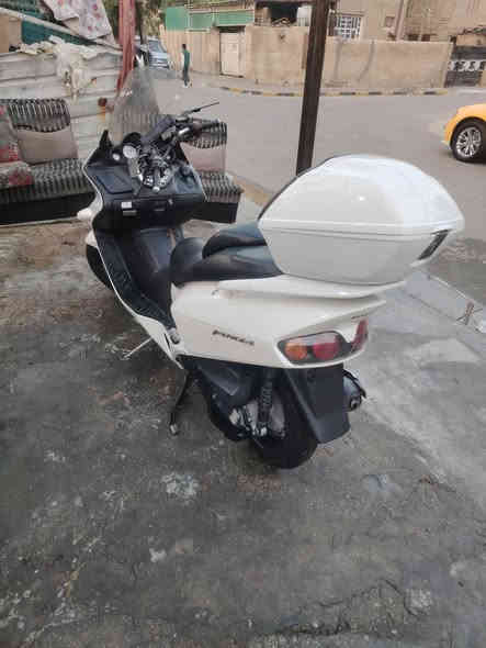 السلام عليكم فورزه سويج صفر سته دراجه مكفوله كفاله تراي وين ميعجبك كامله مابيها نقص السعر مليون وميه مكان بغداد حي العامل ***********
