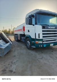 شاحنة • للبيع