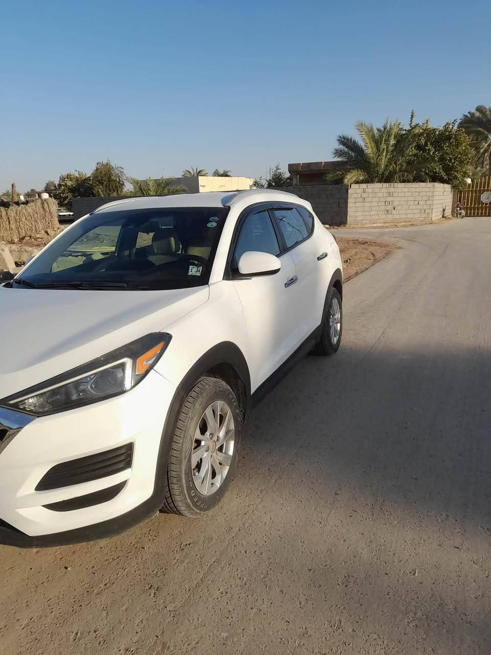 توسان 2019 وارد امريكي داخله كلين وبالعراق صبغ قبق الجنطه فقط الباقي كفاله
مواصفات 
بصمه
دفع رباعي
سايد بريك دكمه
  السعر 155 وبيهه مجال
للاستفسار ***********
مكان السياره بابل /المسيب
