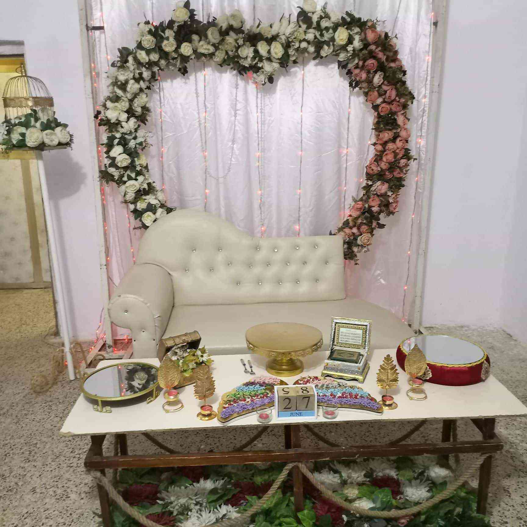 مجموعة كوشات للبيع مثل مابالصورة الوحدة ع ٢٠٠


**إذا كنت صاحب هذا الإعلان وتريد حذفه لأي سبب، رجاءا أرسل رسالة إلى الدعم الفني**