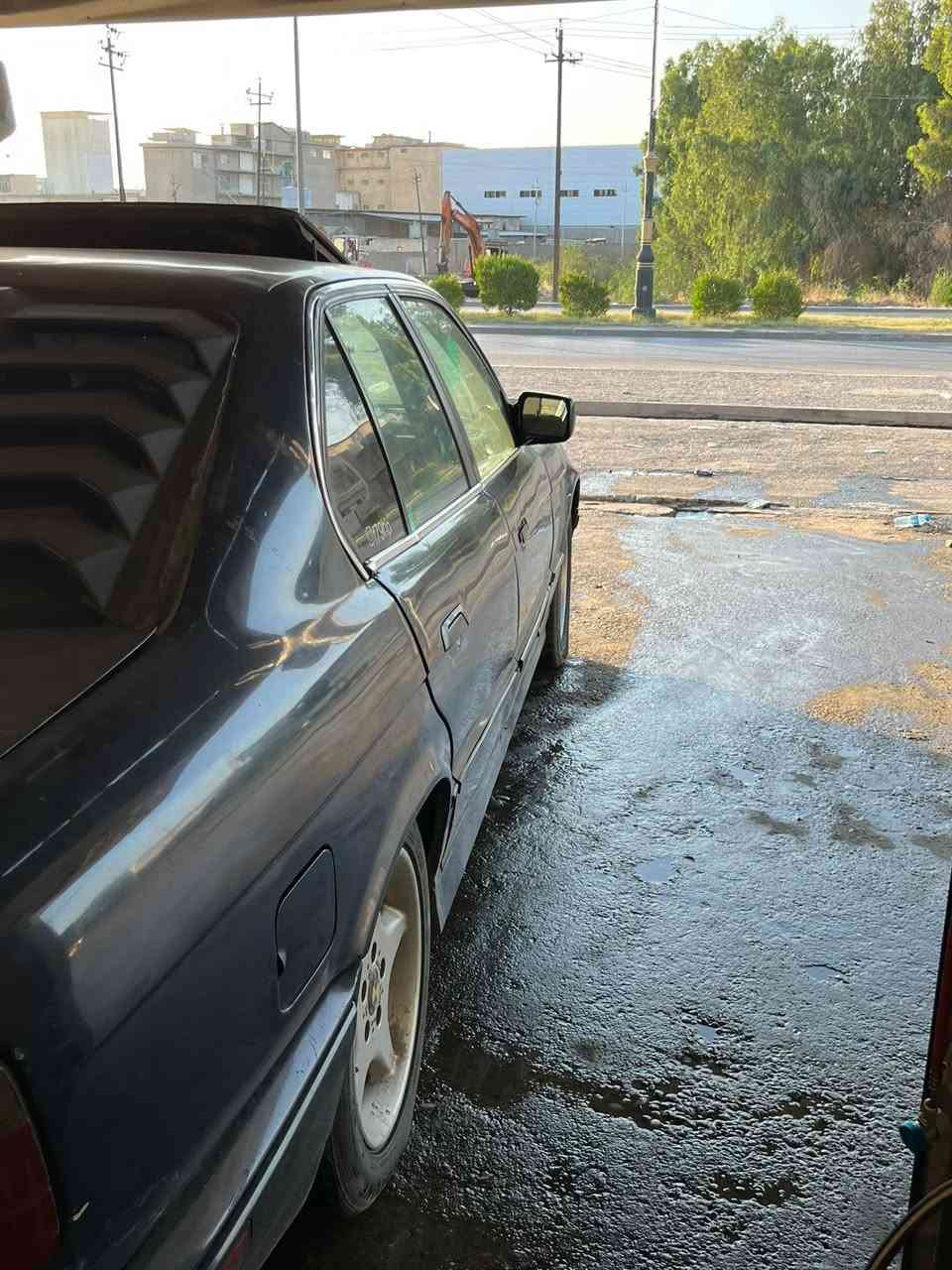 بي ام 525 مكينه فل كير عادي سياره مشرحه ابيع مكصوص رقم نينوى بسمي كابون بانزين بيها مكينه معوزه رنكات بيها دخان *********** واتساب
