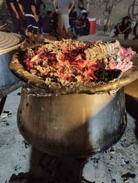 متخصصون بطبخ القيمة النجفيه كل ما يخص الطبخ الشرقي كادر متكامل معدات ا...