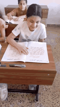 السلام عليكم ورحمه الله وبركاته معكم الاستاذ أحمد مزاحم العنزي تخصص لغة عربية نقوم بتأسيس التلاميذ في مادة اللغة العربية من الصفر لحد الاتقان وشرط عملنا هو القراءة والكتابة المتقنة شرط المتقنة 

لدينا منهج متكامل يتكون من ستة مستويات خطوة بخطوة 
نجييكم للبيت اينما كنتم 
*********** واتساب

عندما يتمكن التلميذ من القراءة والكتابة تمنح له شهادة تقديرية
مع كتابة قصة قصيرة بأسمه
