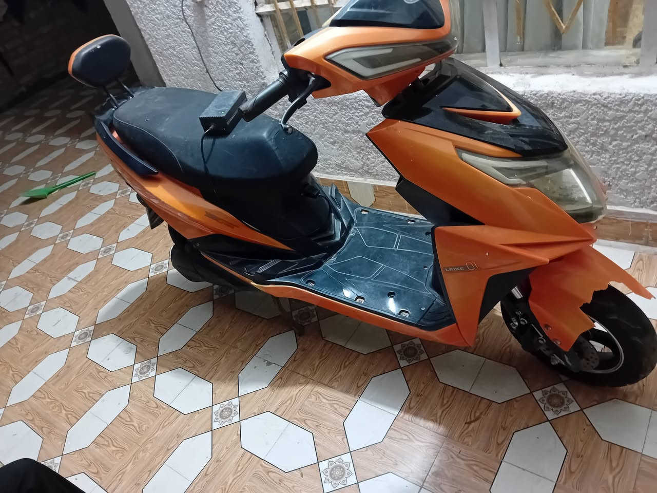 دراجه شحن للبيع دراجه نضيفه بك بيه سعره ٢٠٠.   ***********
