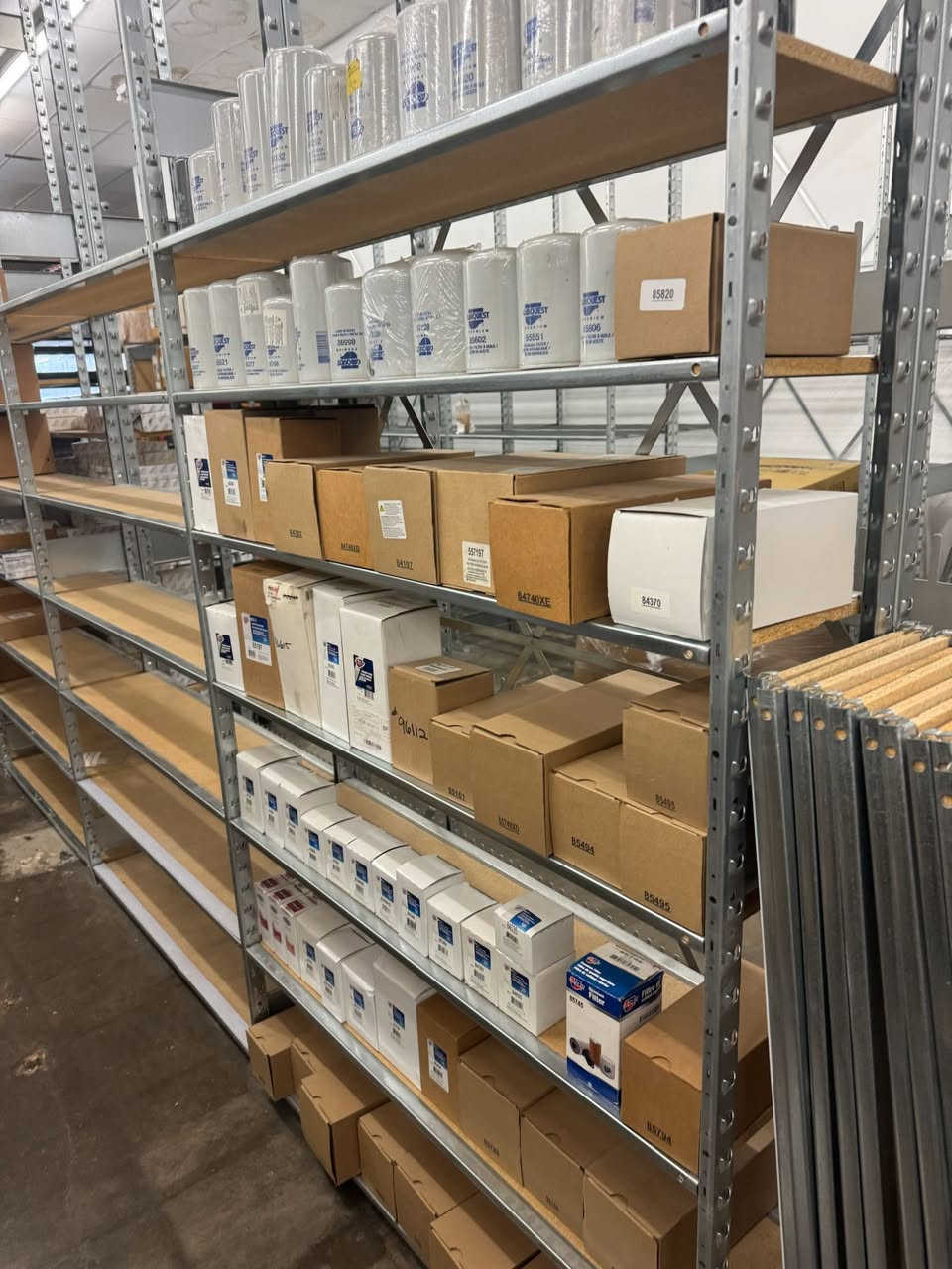 السلام عليكم تتوفر لدينا كل قطع غيار فولكس من شركة كار كويست الأمريكية واكن بكل أنواعها وموديلاتها شرط جديد وبالكارتون  للبيع جملة ومفرد


**إذا كنت صاحب هذا الإعلان وتريد حذفه لأي سبب، رجاءا أرسل رسالة إلى الدعم الفني**