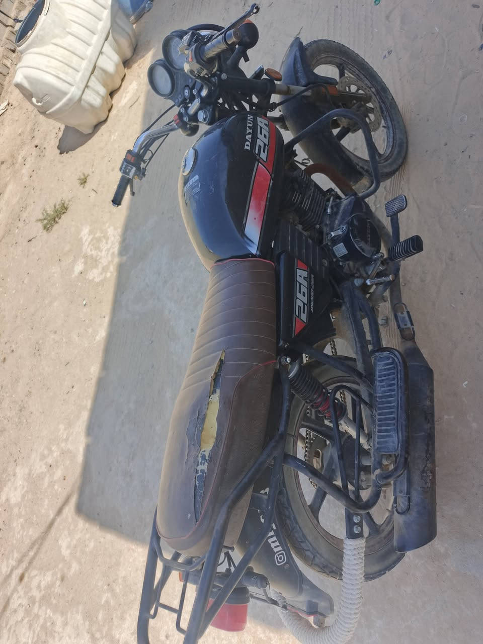 سلام عليكم دراجه البيع موديل 2021 وراق صولي كفاله عامه محرك 200 سعر 1250 وبيه مجال تصال *********** وتساب بي
