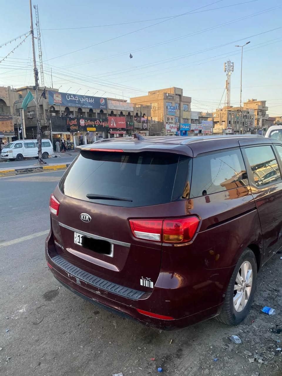 السلام عليكم
كيا سيدونا موديل ٢٠١٥ LX

محرك ٣٣٠٠ v6

رقم بغداد 

داخله للعراق كلين وبالعراق بيها باردين بالجاملغ الامامي بدون دواخل

تبريد ٣ قطع ثلج 

ماشيه 138 ميل

بنيد وقماره بيهن چراد وبيها ملاحظات بسيطه بالگشر 

السعر ١٥٥ وبي مجال 

العنوان بغداد 

للاستفسار ***********
