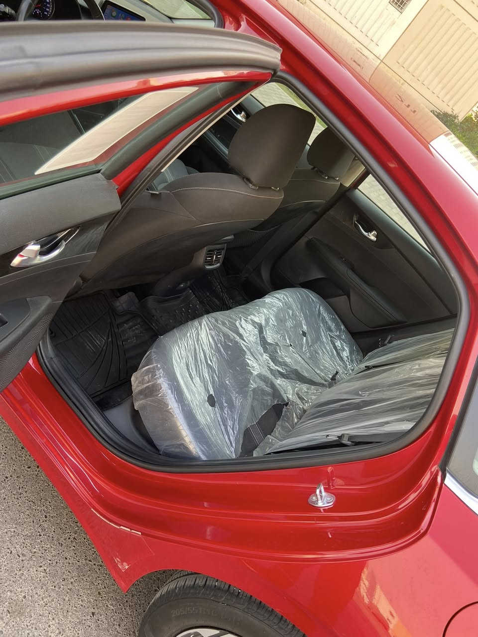 🔹السلام عليكم

🔹كيا فورتي  2024

🔹رقم بغداد  باسمي السياره   

🔹السياره جديده جداا جداا واحلى من الصور

🔹ضررها جاملغ سرقه و حالوب كم وحده بقبق جنطه  (مثل ما موضح بصور )

🔹بجم كبس شرط / بــدون ايربااك  

🔹ماشيه18 الف ميل فقط 🔹

🔹مواصفاات السياره   

🔹شاشه حجم كبير  + كامره دواره 

🔹رادار امامي اوتو بريك 

🔹نضام تحديد مسار للسياقه الالكترونيه

🔹تحكم استيرن كل الجهات    

🔹مانع انزلاق + كروز سرعة 

🔹محرك 2000  

🔹شاير بالمري 

🔹تبريد قطعتين 

🔹السياره جديده جدا جدا اي نقص مابيها 

------------------------------------------

السعر158 وبيها مجال للطيبين

رقمي للستفسار***********
