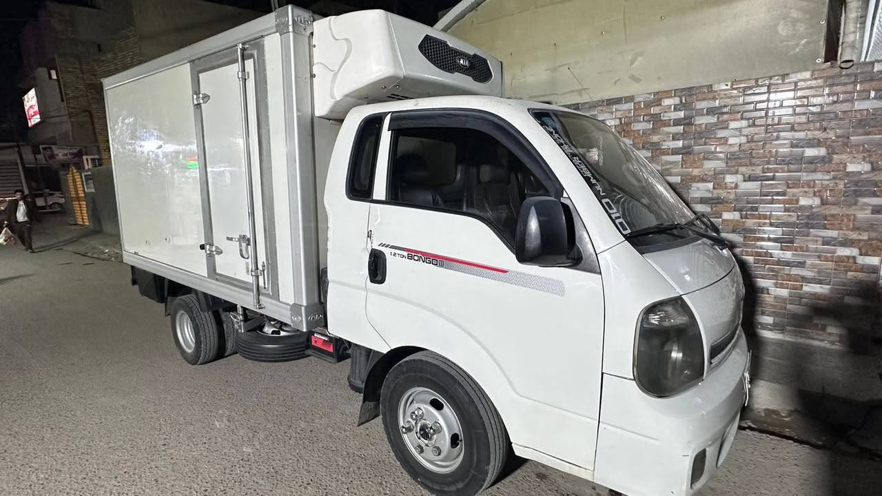 السلام عليكم براد 2016 فحل مسكر للتواصل
***********
