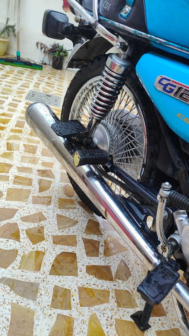 دراجه 2023سولنك💥شرط ممفتوحه نظيفه جانت متروكه
بس يعوزها باتري
 دبلات امامي خلفي شغاله شرط ترايك وين متريد
رايدها ب 425 وبيها مجال للطيبين


**إذا كنت صاحب هذا الإعلان وتريد حذفه لأي سبب، رجاءا أرسل رسالة إلى الدعم الفني**