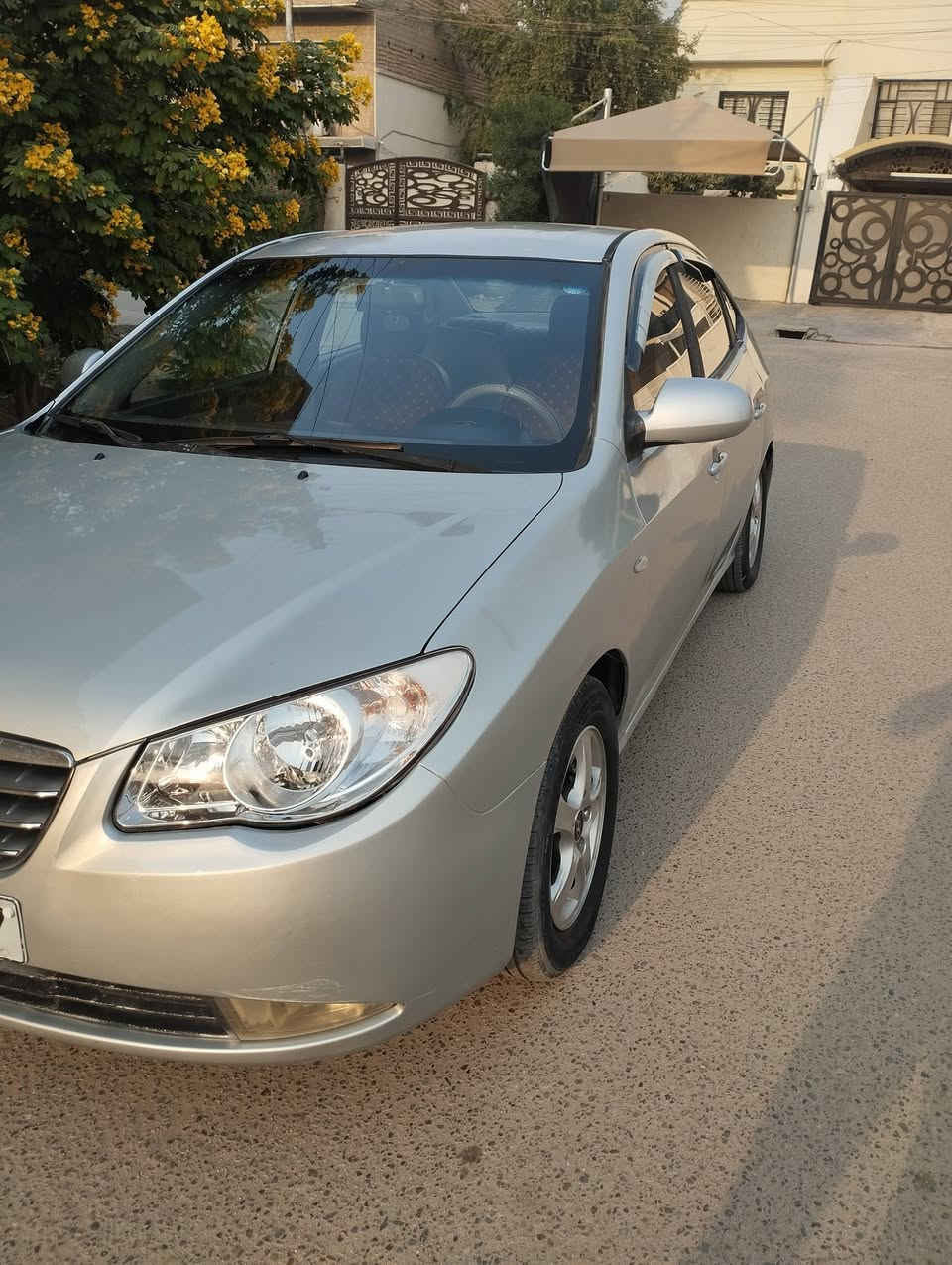 السلام عليكم
افانتي 2009 خليجي للبيع
المواصفات 
مكينه 1600 دوش دكشن عالي
رقم اربيل الدولي جديد باسمي تريد تحويل تريد وكاله سنويه جديده لل ٢٠٣٠ هزه جديده بشهر الخامس سويتها 
شاشه 
تحكمات ستيرن
كامره خلفيه
تبريد ثلج
كير مكينه جديده
صدر امامي خلفي جديد 
راديتر جديد 
ادامه كامله وجوينات جديده
دسكات جديده 
تخم تايرات جديد 
مصبوغه حزام للجماليه 
السياره جديده و جاهزه مابيها اي نقص
 
السعر ٩٥ بيها مجال قليل جدا
للتواصل :***********
مكان السياره بغداد
مكلف بلنشر
